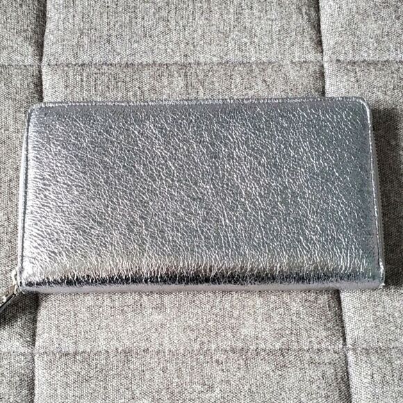 Maison Martin Margiela 11 Silver Cracked Leather Foil Travel Long Wallet Clutch - Picture 2 of 15